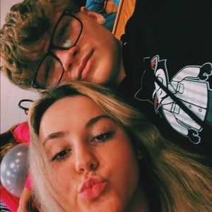 Meet your Posher, Kara